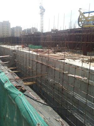 世家施工工地——地下室 JS復(fù)合防水涂料