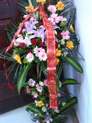 青龍公司贈送的花籃 西安防水